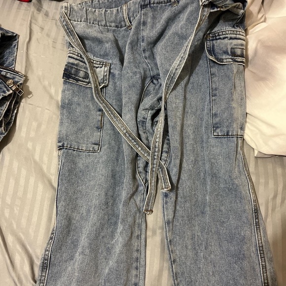 Other - Jeans
Never worn
